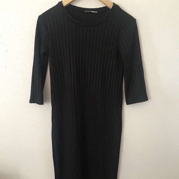 Zara Dresses & Skirts - Zara Trafaluc Midi dress